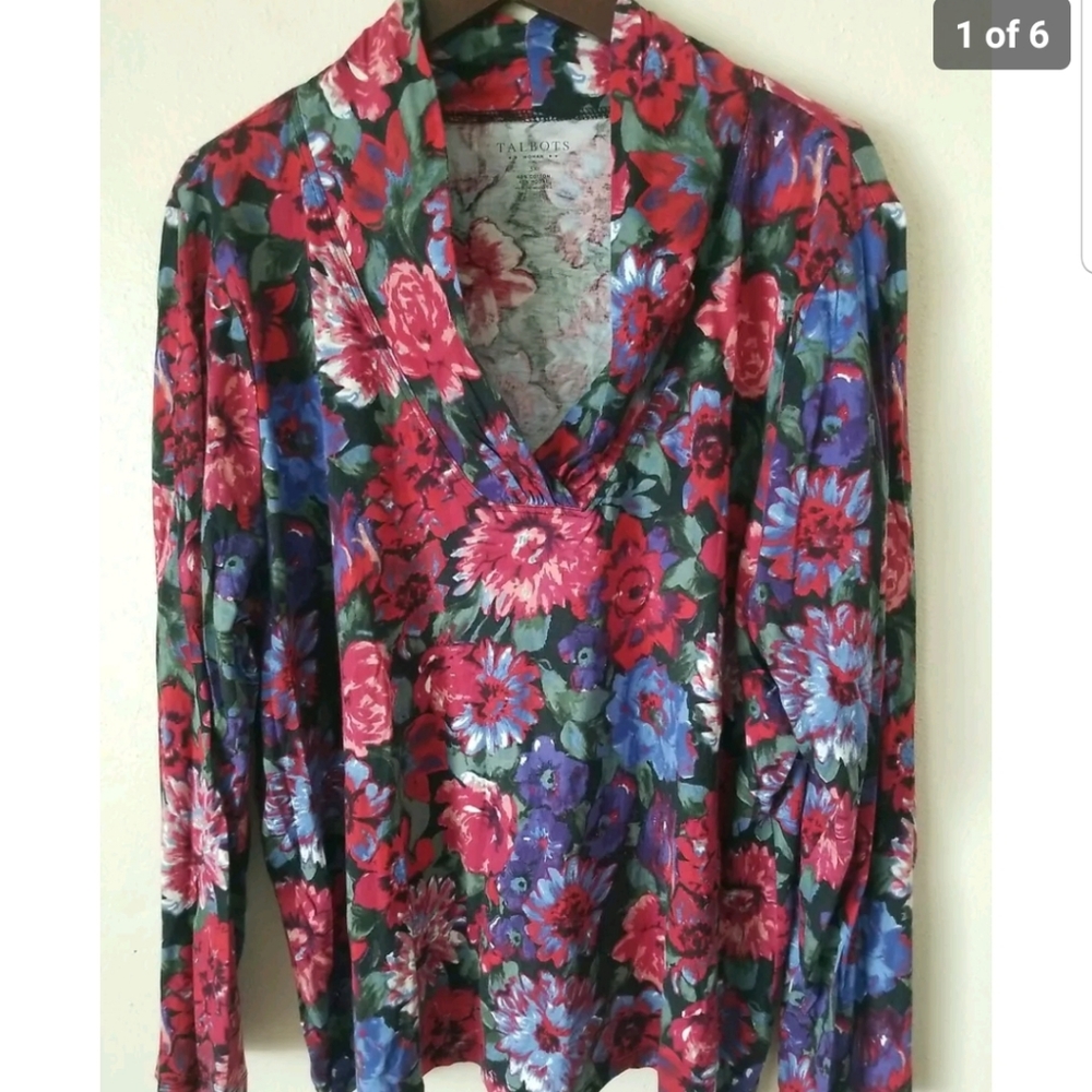 TALBOTS Woman Factory Red Floral V Neck Long Sleeve Stretch Knit Top Blouse 3Xโ
